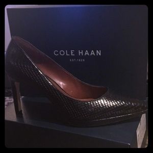 Cole Haan (authentic) black snake print pump